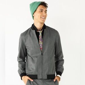 APT9 size XL men’s bomber suite jacket